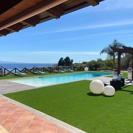 Da Campo * Джардини-Наксос